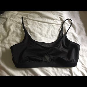 Victoria’s Secret SPORT Mesh Paneling Bra Medium